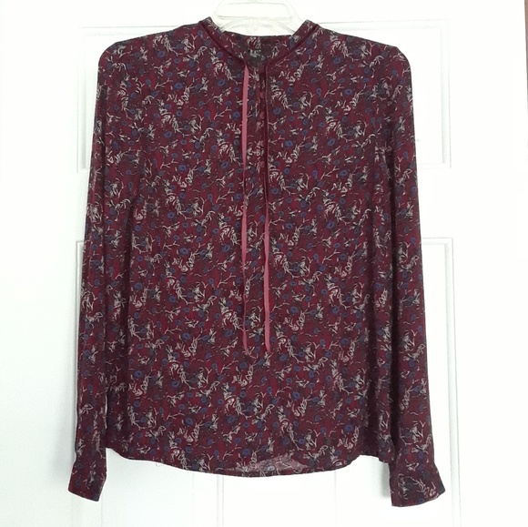 Button-Front Floral Top - Picture 3 of 8